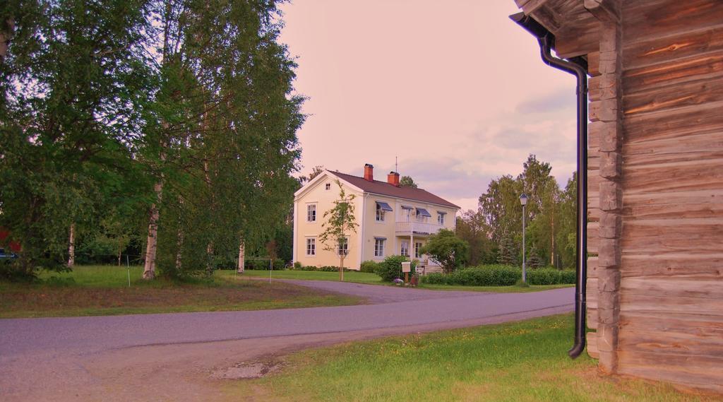 Brunnsgarden Bed & Breakfast Skellefteå エクステリア 写真