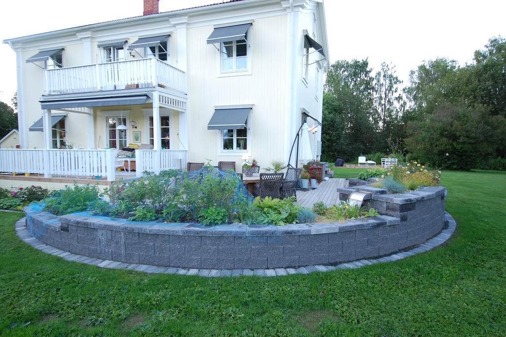 Brunnsgarden Bed & Breakfast Skellefteå エクステリア 写真